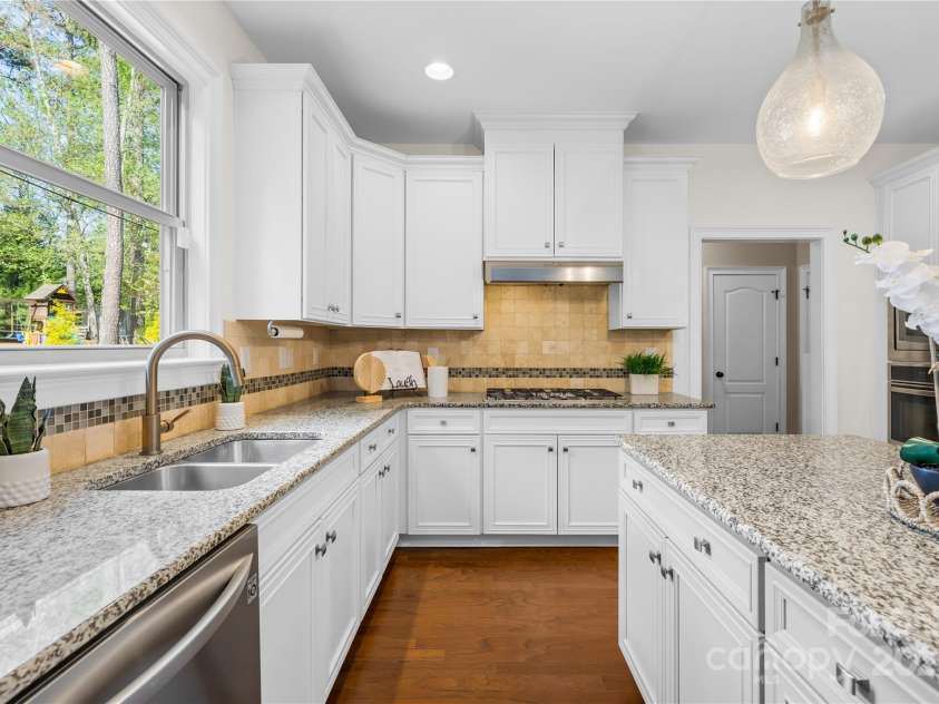 113 Sandy Cove Court, Mooresville, NC 28117.  MLS# CAR4228954, YatesRealty ID 5598. 