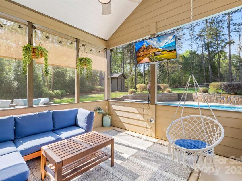113 Sandy Cove Court, Mooresville, NC 28117.  MLS# CAR4228954, YatesRealty ID 5598. 