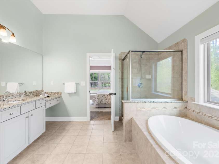 113 Sandy Cove Court, Mooresville, NC 28117.  MLS# CAR4228954, YatesRealty ID 5598. 