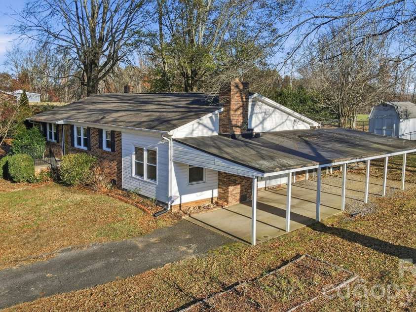 117 Wright Road, Kings Mountain, NC 28086.  MLS# CAR4325051, YatesRealty ID 5598. 