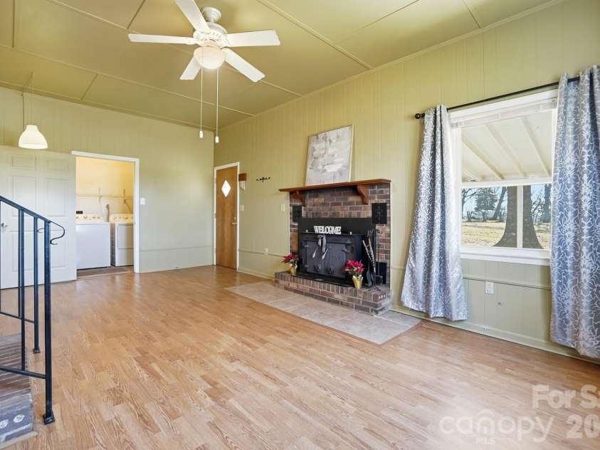 117 Wright Road, Kings Mountain, NC 28086.  MLS# CAR4325051, YatesRealty ID 5598. 