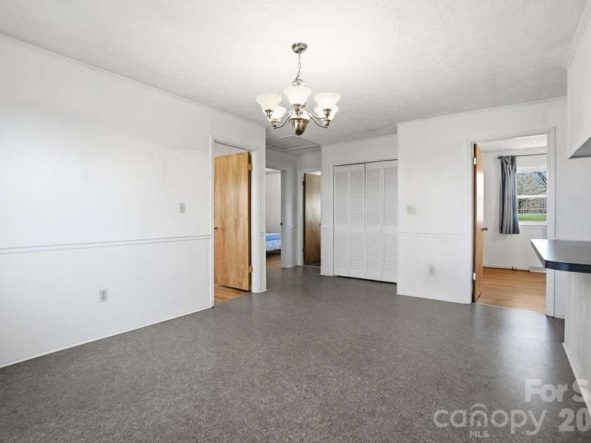 117 Wright Road, Kings Mountain, NC 28086.  MLS# CAR4325051, YatesRealty ID 5598. 