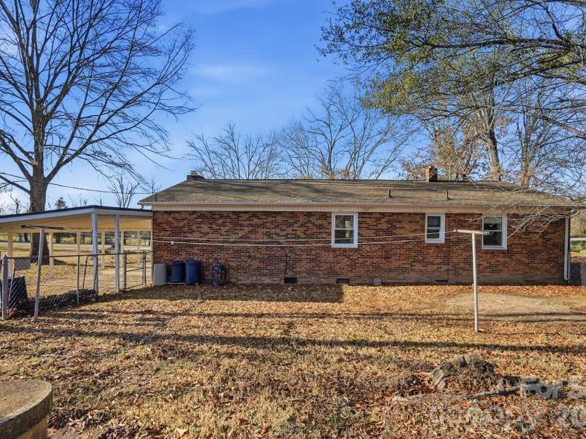 117 Wright Road, Kings Mountain, NC 28086.  MLS# CAR4325051, YatesRealty ID 5598. 