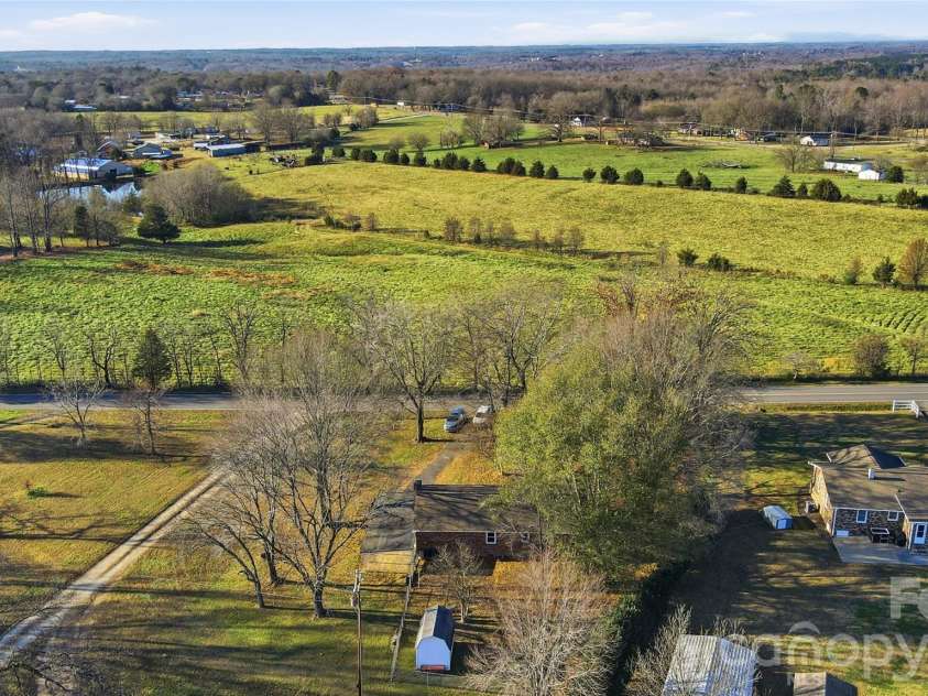 117 Wright Road, Kings Mountain, NC 28086.  MLS# CAR4325051, YatesRealty ID 5598. 