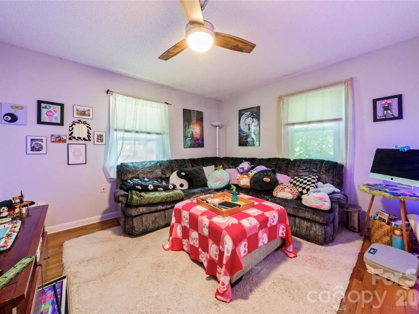 509 Church Street, Dallas, NC 28034.  MLS# CAR4432806, YatesRealty ID 55980. 