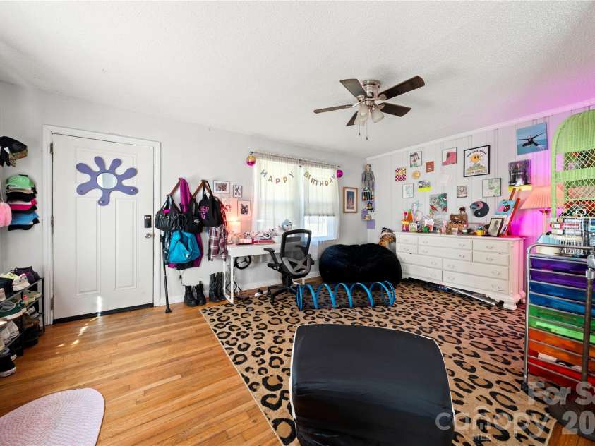 509 Church Street, Dallas, NC 28034.  MLS# CAR4432806, YatesRealty ID 55980. 