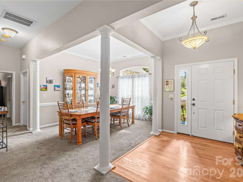 133 Flowering Grove Lane, Mooresville, NC 28115.  MLS# CAR4433429, YatesRealty ID 55982. 