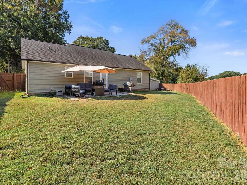 710 Ben Avenue, Kannapolis, NC 28081.  MLS# CAR4429776, YatesRealty ID 55983. 