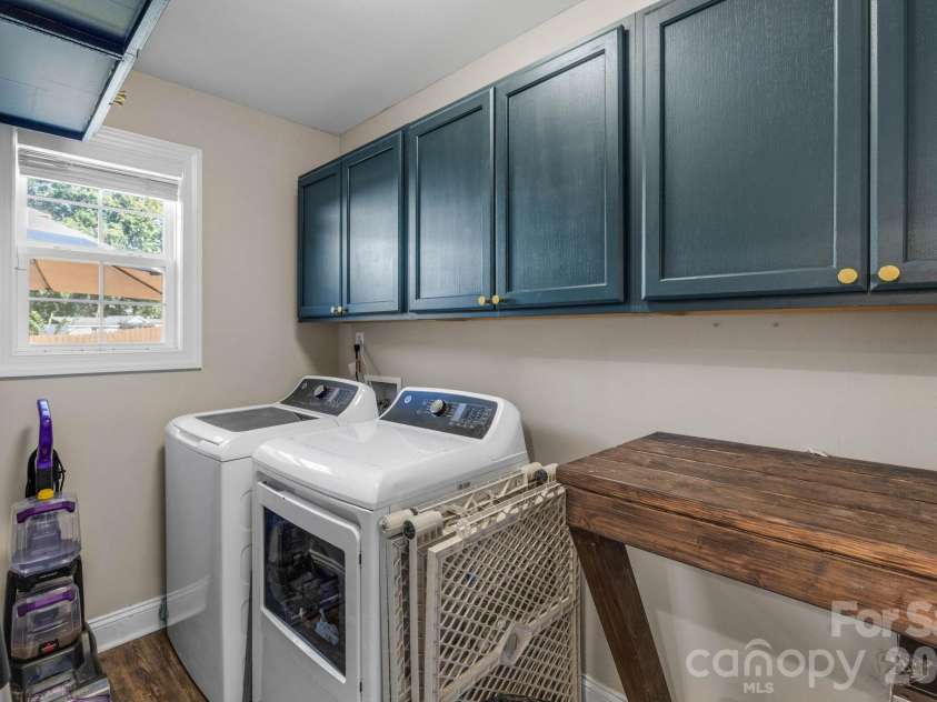 710 Ben Avenue, Kannapolis, NC 28081.  MLS# CAR4429776, YatesRealty ID 55983. Laundry room