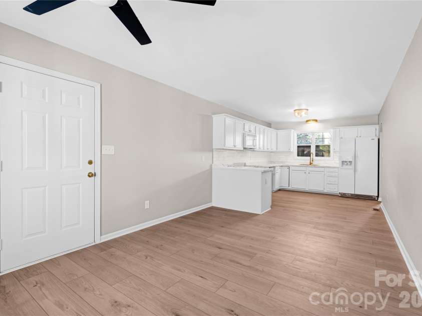 2065 Gary Lane, Hickory, NC 28602.  MLS# CAR4433074, YatesRealty ID 55987. KITCHEN 1.22 MM CLAIR OAK ,NEW CEILING FAN AND LIGHT FIXTURES