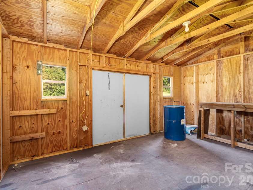 2065 Gary Lane, Hickory, NC 28602.  MLS# CAR4433074, YatesRealty ID 55987. Vinyl Exterior Wood barn-Workshop