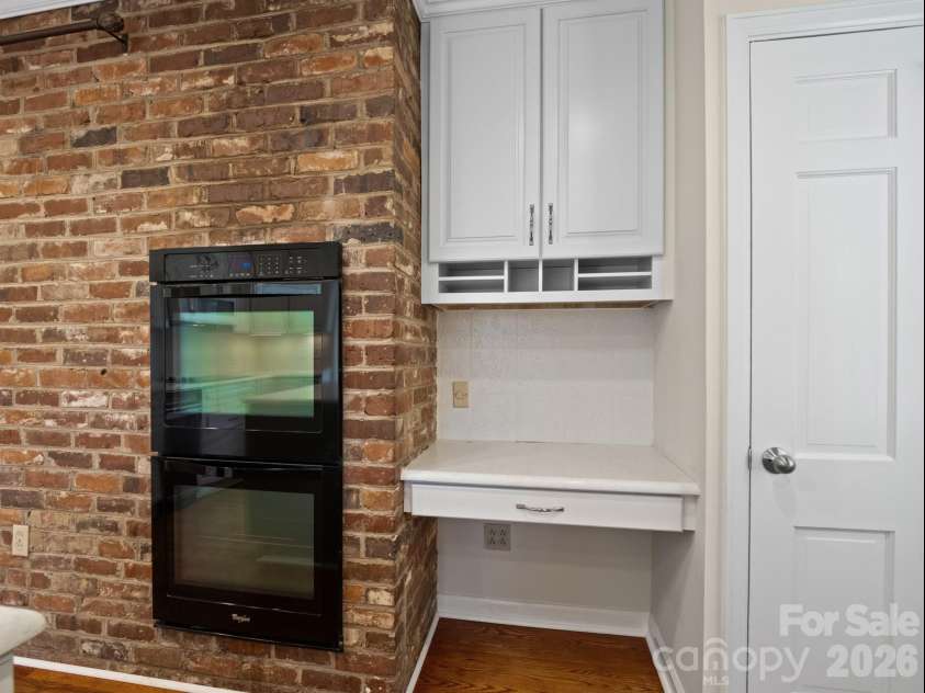 2111 Sagamore Road, Charlotte, NC 28209.  MLS# CAR4433189, YatesRealty ID 55988. 