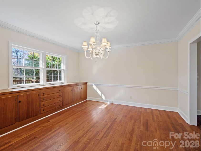 2111 Sagamore Road, Charlotte, NC 28209.  MLS# CAR4433189, YatesRealty ID 55988. 