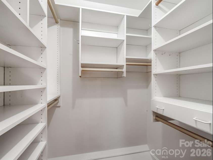 2111 Sagamore Road, Charlotte, NC 28209.  MLS# CAR4433189, YatesRealty ID 55988. 