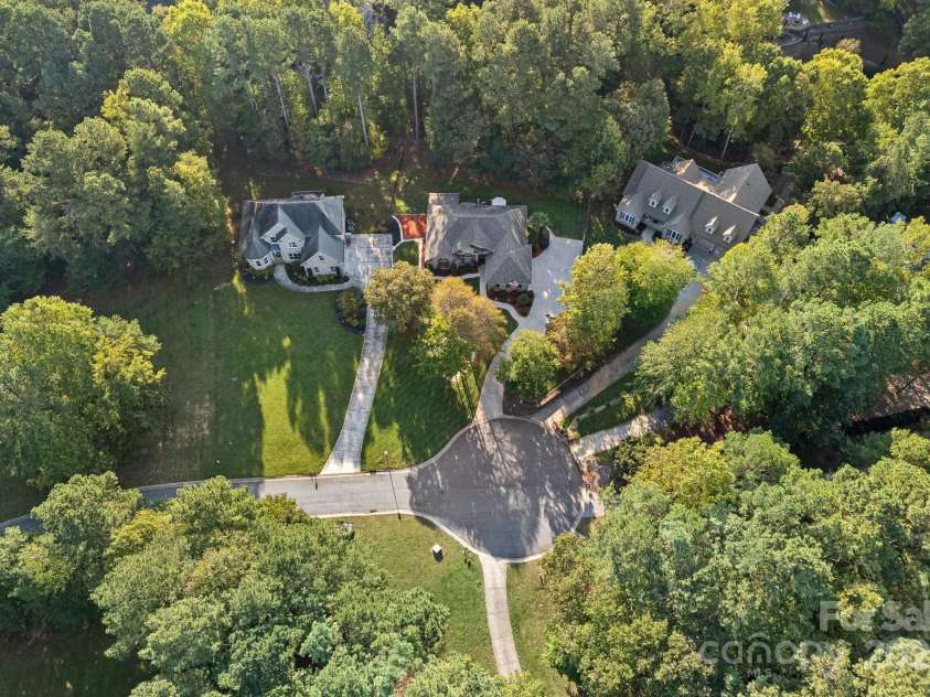 115 Hawk Run Lane, Troutman, NC 28166.  MLS# CAR4190327, YatesRealty ID 5599. 