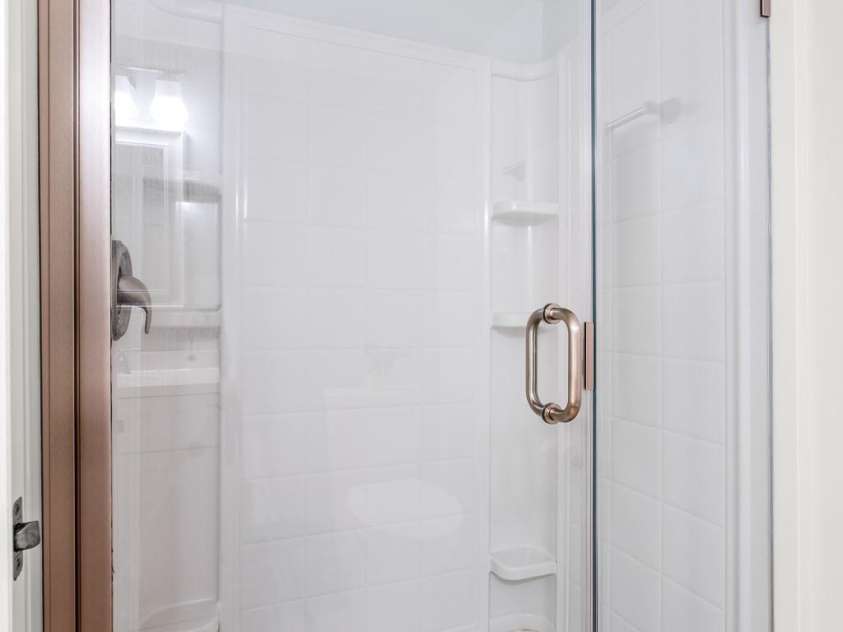 11413 Kingfisher Drive, Charlotte, NC 28226.  MLS# CAR4432492, YatesRealty ID 55990. 
