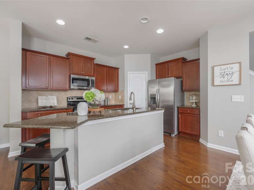 13102 Heath Grove Drive, Huntersville, NC 28078.  MLS# CAR4432649, YatesRealty ID 55991. 