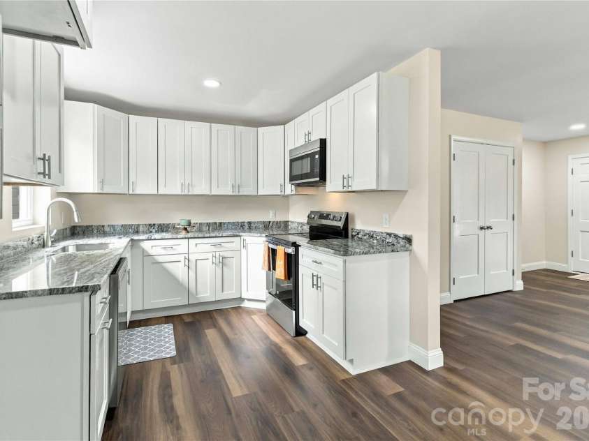 111 Education Lane, York, SC 29745.  MLS# CAR4432535, YatesRealty ID 55993. 