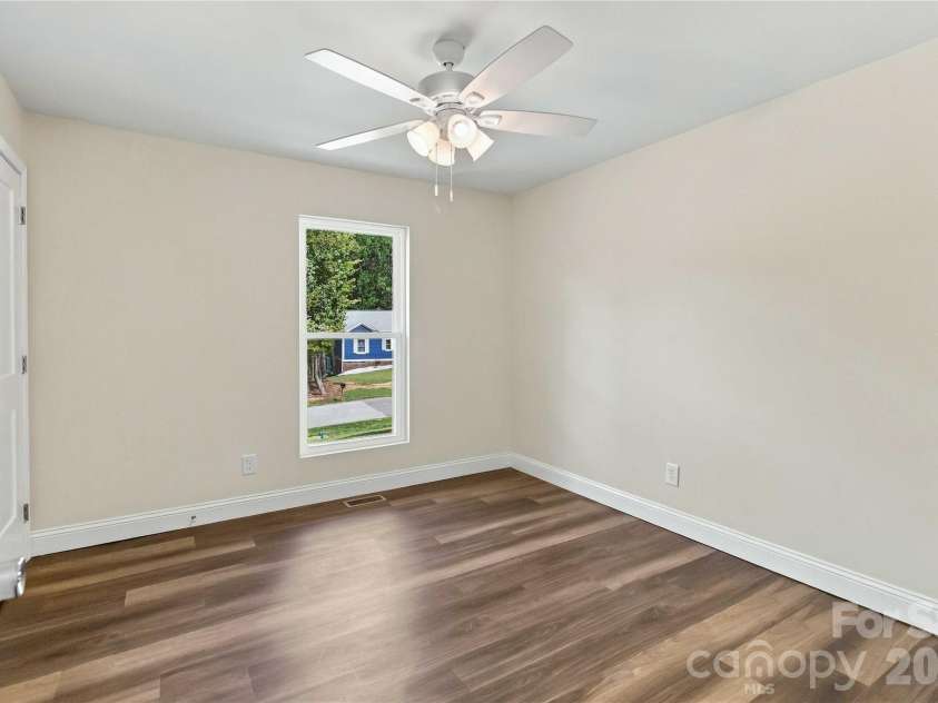111 Education Lane, York, SC 29745.  MLS# CAR4432535, YatesRealty ID 55993. 