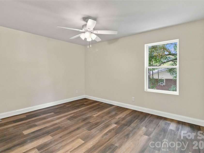 111 Education Lane, York, SC 29745.  MLS# CAR4432535, YatesRealty ID 55993. 