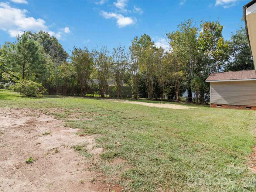 111 Education Lane, York, SC 29745.  MLS# CAR4432535, YatesRealty ID 55993. 