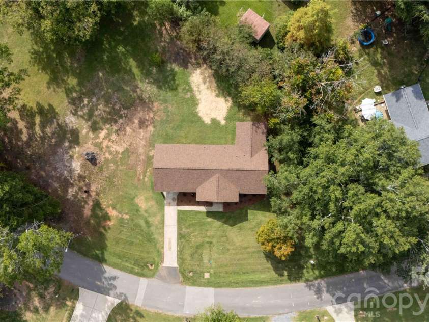 111 Education Lane, York, SC 29745.  MLS# CAR4432535, YatesRealty ID 55993. 