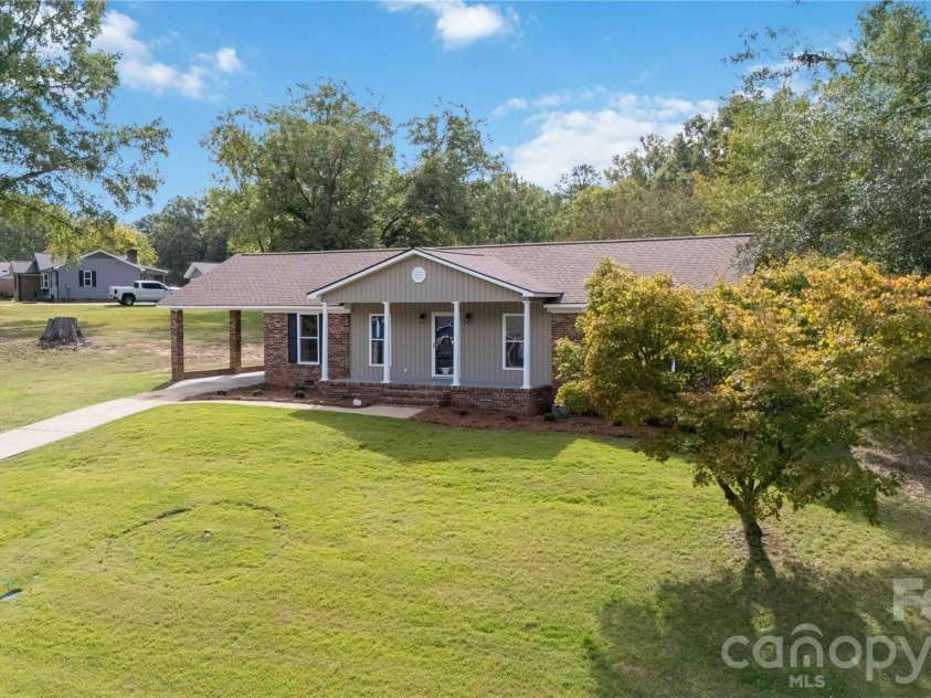 111 Education Lane, York, SC 29745.  MLS# CAR4432535, YatesRealty ID 55993. 