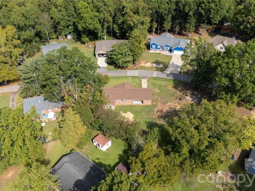 111 Education Lane, York, SC 29745.  MLS# CAR4432535, YatesRealty ID 55993. 