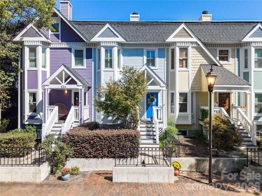 322 10th Street, Charlotte, NC 28202.  MLS# CAR4432543, YatesRealty ID 55995. 