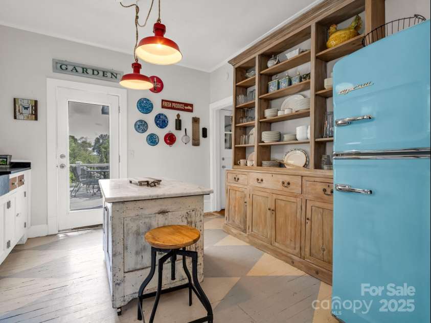 191 6th Street, Rutherfordton, NC 28139.  MLS# CAR4287810, YatesRealty ID 56. 