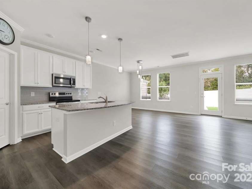 769 River Park Road, Belmont, NC 28012.  MLS# CAR4233285, YatesRealty ID 5600. 