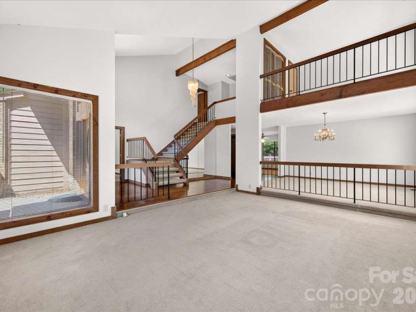 6133 Rhone Drive, Charlotte, NC 28226.  MLS# CAR4431409, YatesRealty ID 56002. 