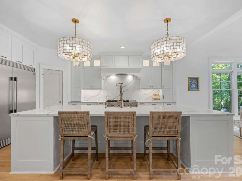 19610 Weavers Circle, Cornelius, NC 28031.  MLS# CAR4431355, YatesRealty ID 56004. 