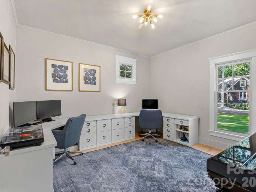 19610 Weavers Circle, Cornelius, NC 28031.  MLS# CAR4431355, YatesRealty ID 56004. 