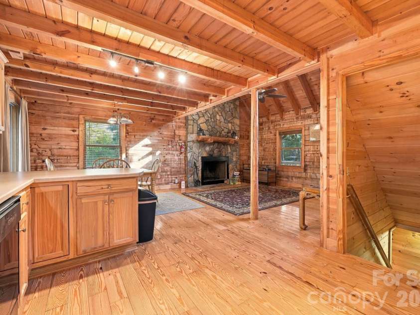 418 Piney Creek Drive, Lake Lure, NC 28746.  MLS# CAR4431626, YatesRealty ID 56007. 