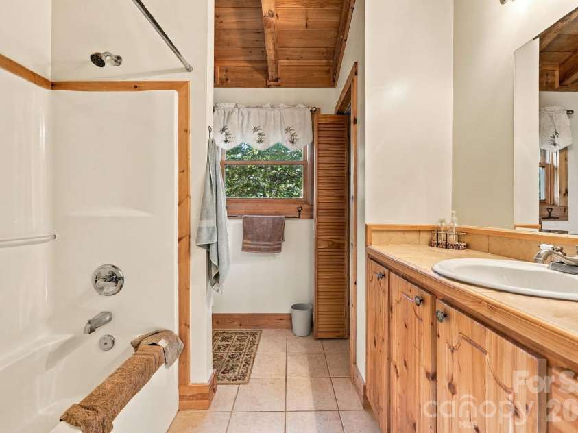 418 Piney Creek Drive, Lake Lure, NC 28746.  MLS# CAR4431626, YatesRealty ID 56007. 