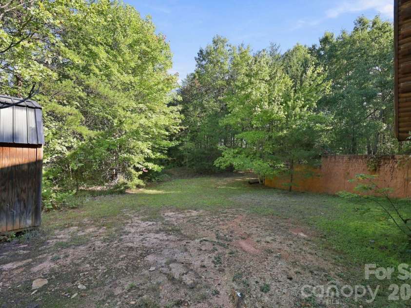 418 Piney Creek Drive, Lake Lure, NC 28746.  MLS# CAR4431626, YatesRealty ID 56007. 