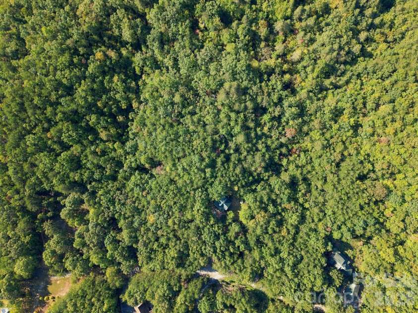 418 Piney Creek Drive, Lake Lure, NC 28746.  MLS# CAR4431626, YatesRealty ID 56007. 