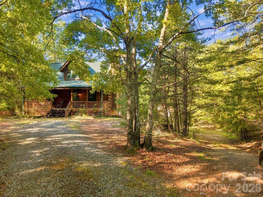 418 Piney Creek Drive, Lake Lure, NC 28746.  MLS# CAR4431626, YatesRealty ID 56007. 