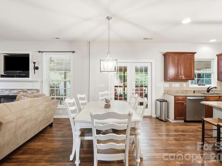 1121 Deep Hollow Court, Waxhaw, NC 28173.  MLS# CAR4431905, YatesRealty ID 56009. 