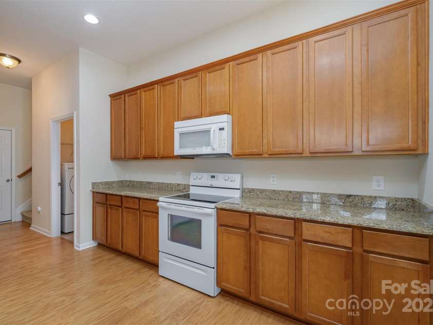 151 Glade Valley Avenue, Mooresville, NC 28117.  MLS# CAR4192412, YatesRealty ID 5601. Kitchen