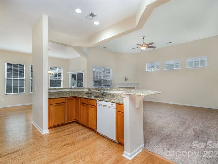 151 Glade Valley Avenue, Mooresville, NC 28117.  MLS# CAR4192412, YatesRealty ID 5601. Kitchen
