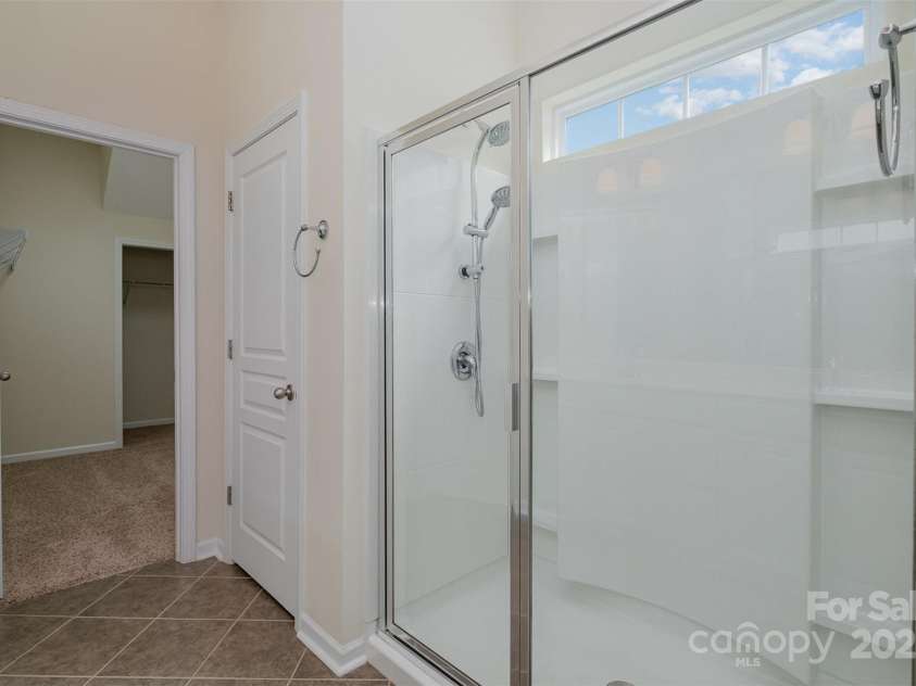 151 Glade Valley Avenue, Mooresville, NC 28117.  MLS# CAR4192412, YatesRealty ID 5601. Primary en-suite