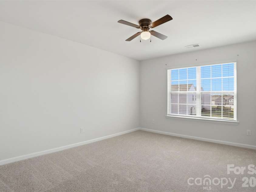3163 Winesap Drive, Dallas, NC 28034.  MLS# CAR4359271, YatesRealty ID 5601. 