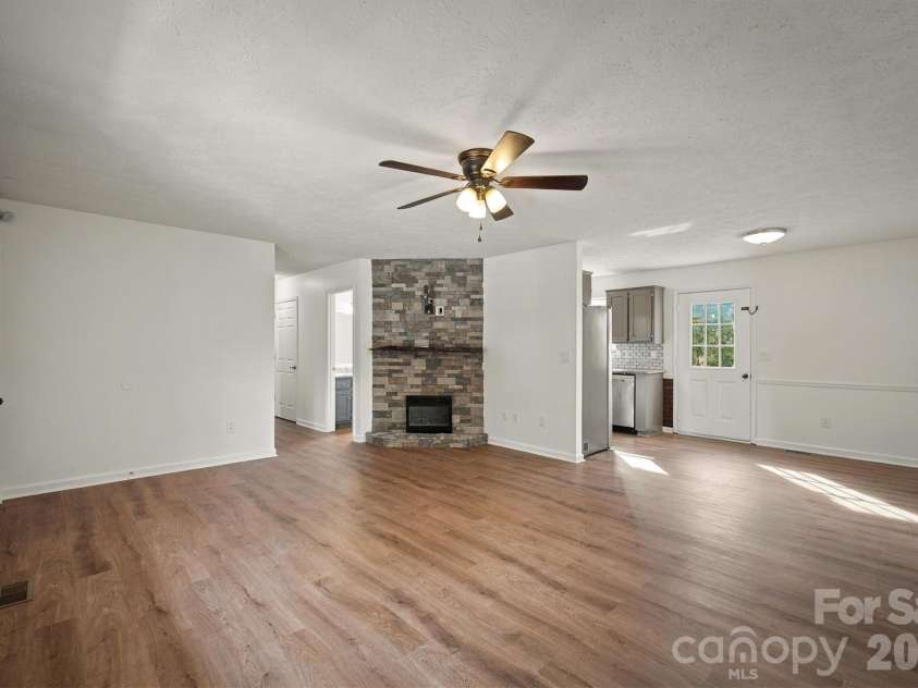 37 Laurel Street, Granite Falls, NC 28630.  MLS# CAR4431356, YatesRealty ID 56010. 