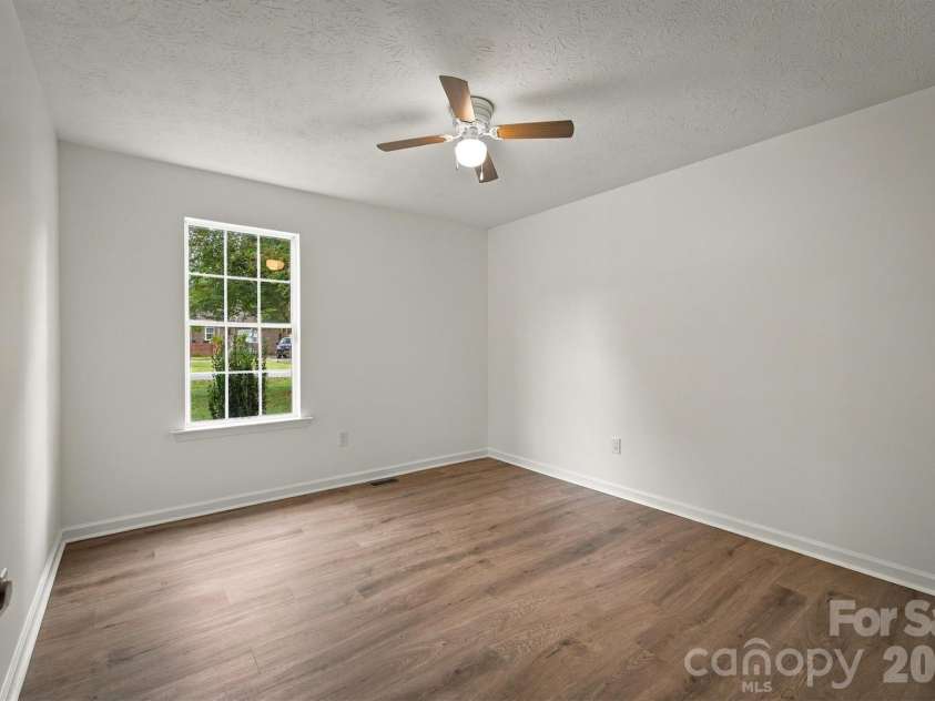 37 Laurel Street, Granite Falls, NC 28630.  MLS# CAR4431356, YatesRealty ID 56010. 