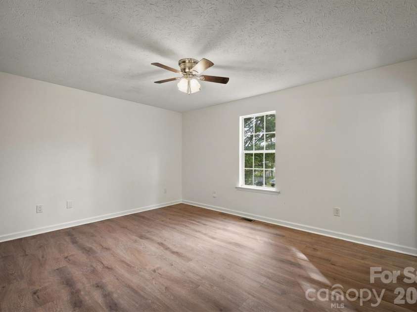 37 Laurel Street, Granite Falls, NC 28630.  MLS# CAR4431356, YatesRealty ID 56010. 
