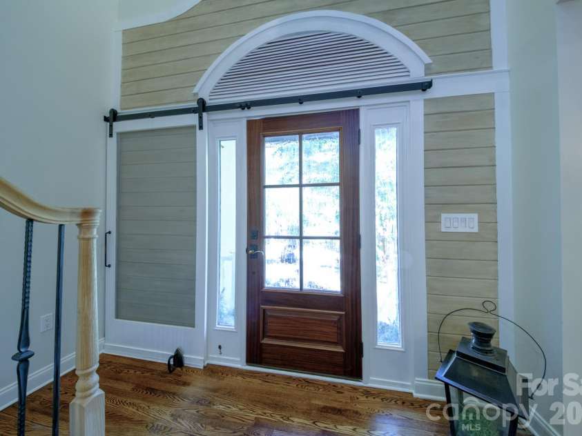 9330 Valley Road, Charlotte, NC 28270.  MLS# CAR4433044, YatesRealty ID 56011. 