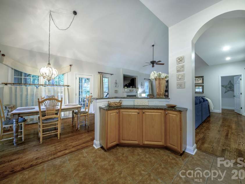 9330 Valley Road, Charlotte, NC 28270.  MLS# CAR4433044, YatesRealty ID 56011. 