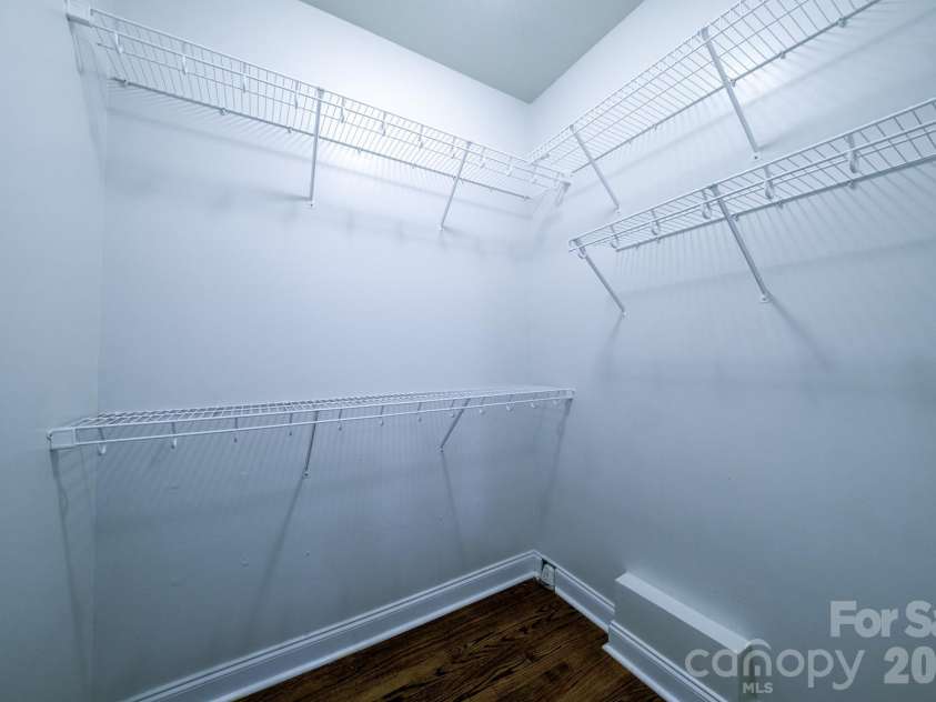 9330 Valley Road, Charlotte, NC 28270.  MLS# CAR4433044, YatesRealty ID 56011. 